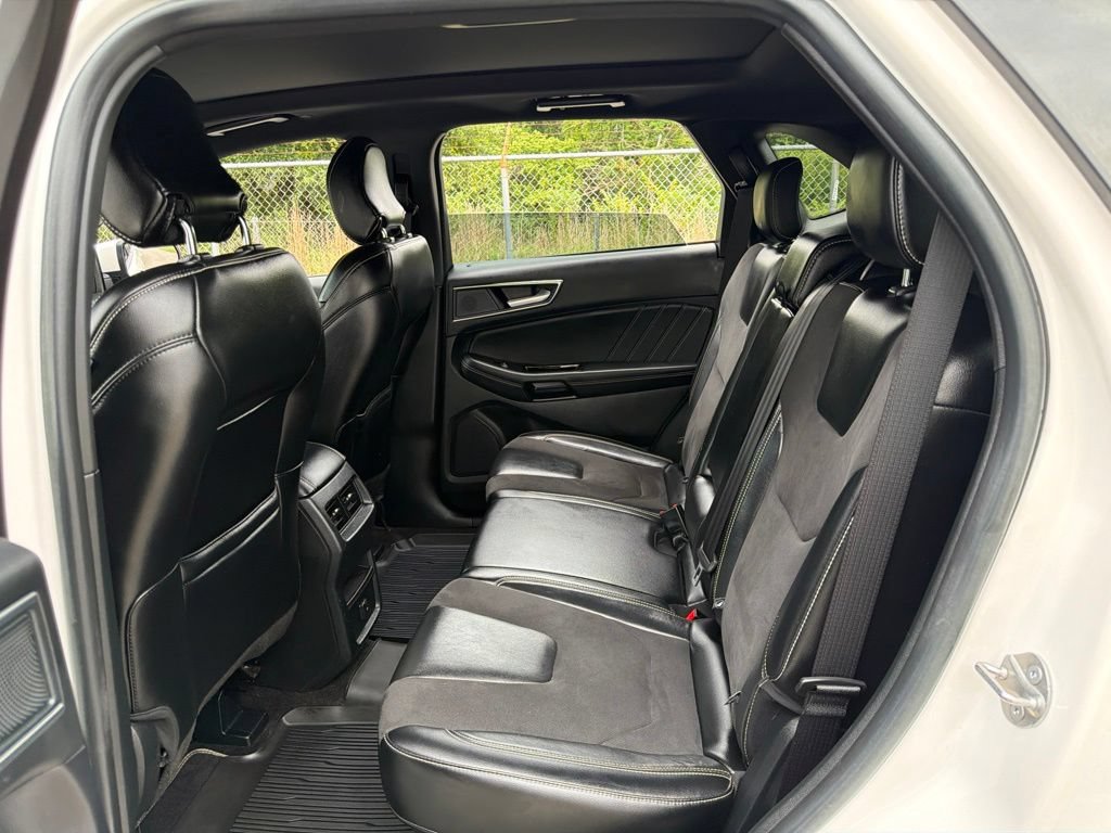 Used 2019 Ford Edge ST AWD/4WD image 20