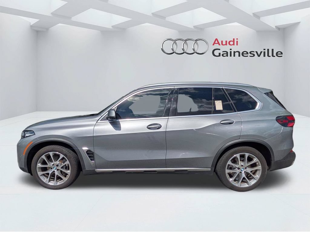 Used 2024 BMW X5 sDrive40i w/ Parking Assistance Package RWD image 10