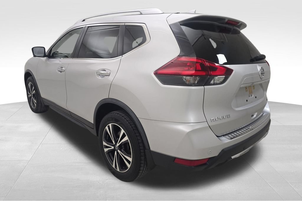 Used 2019 Nissan Rogue SV w/ Premium Package AWD/4WD image 7