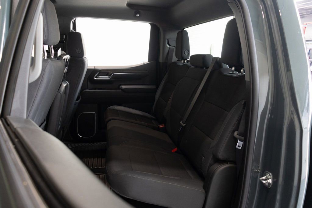 Used 2025 Chevrolet Silverado 1500 LT image 20