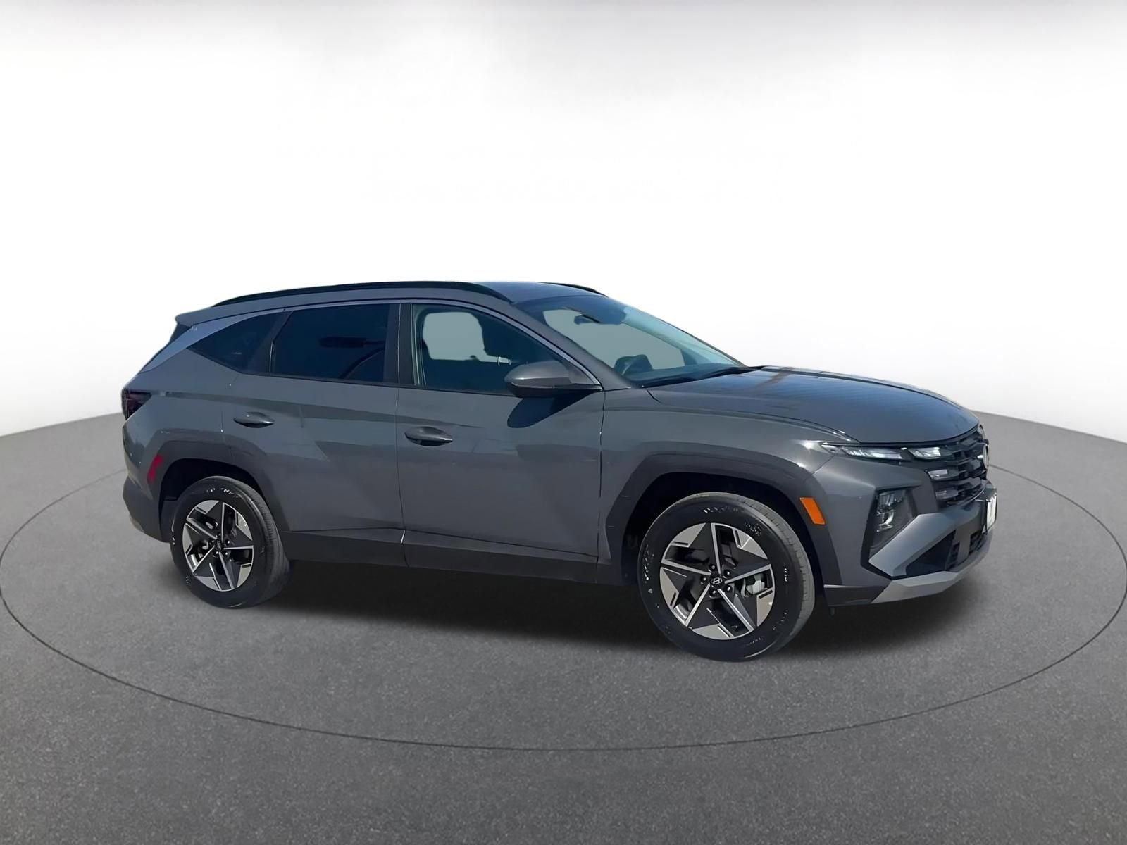 Used 2025 Hyundai Tucson SEL image 2