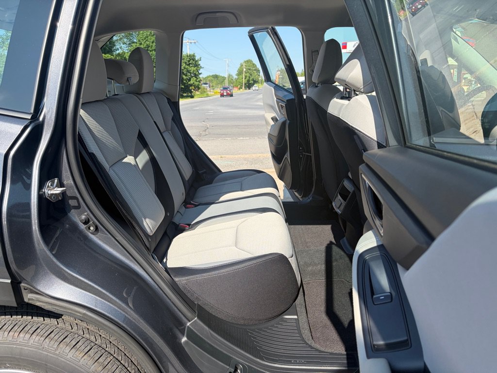 Used 2023 Subaru Forester AWD/4WD image 25