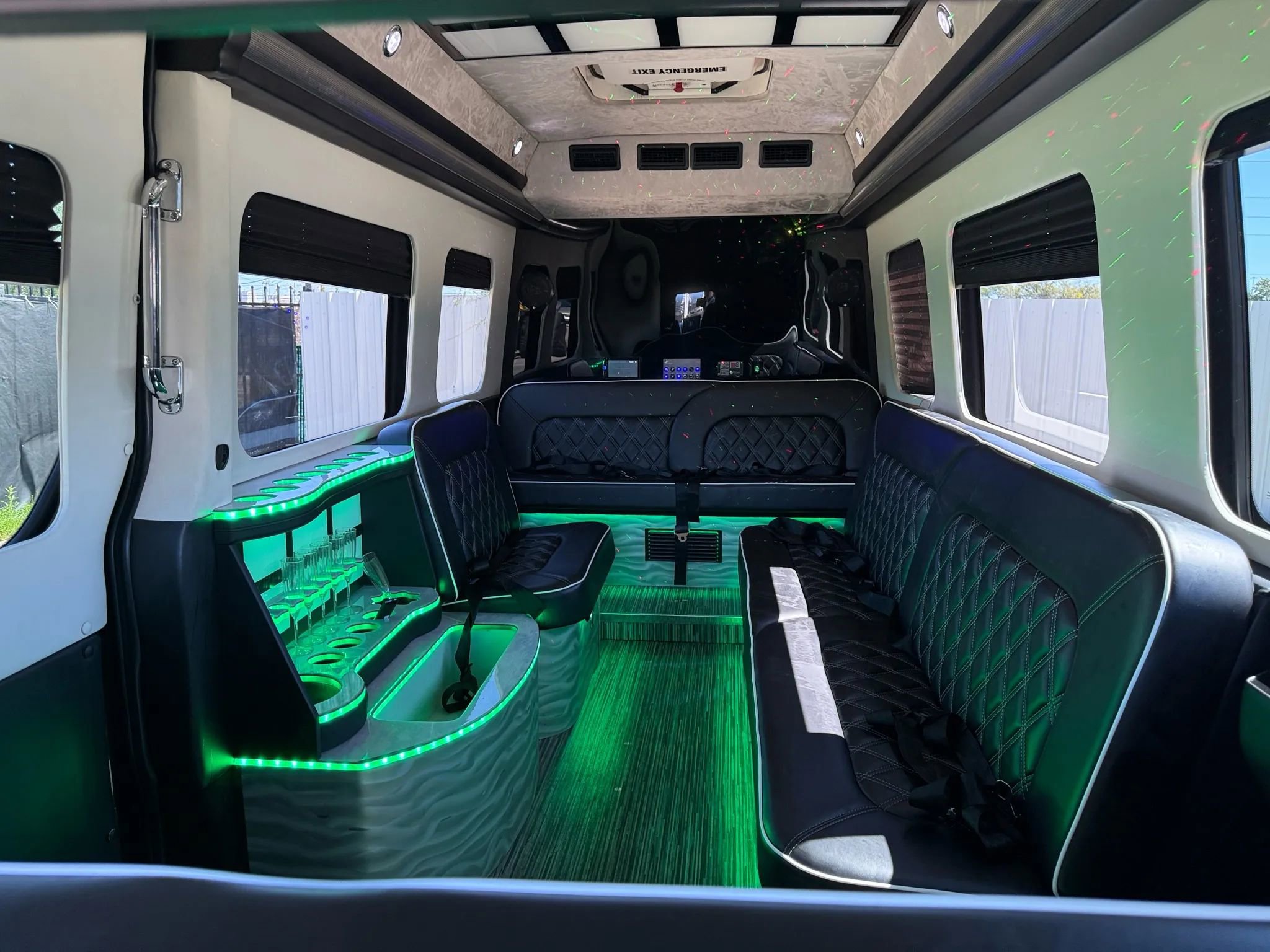 Used 2023 Mercedes-Benz Sprinter 3500 image 2