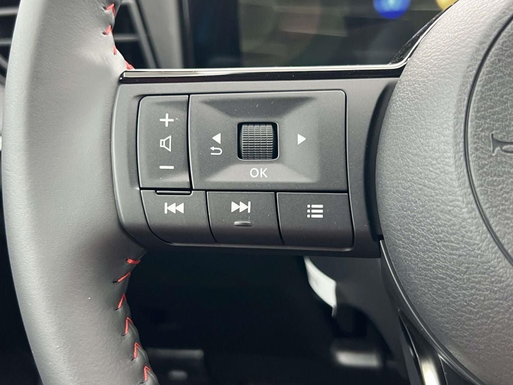 New 2026 Nissan Kicks SR w/ Illumination Package AWD/4WD image 17