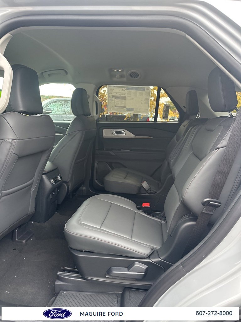 New 2026 Ford Explorer Active w/ Active Comfort Package image 11