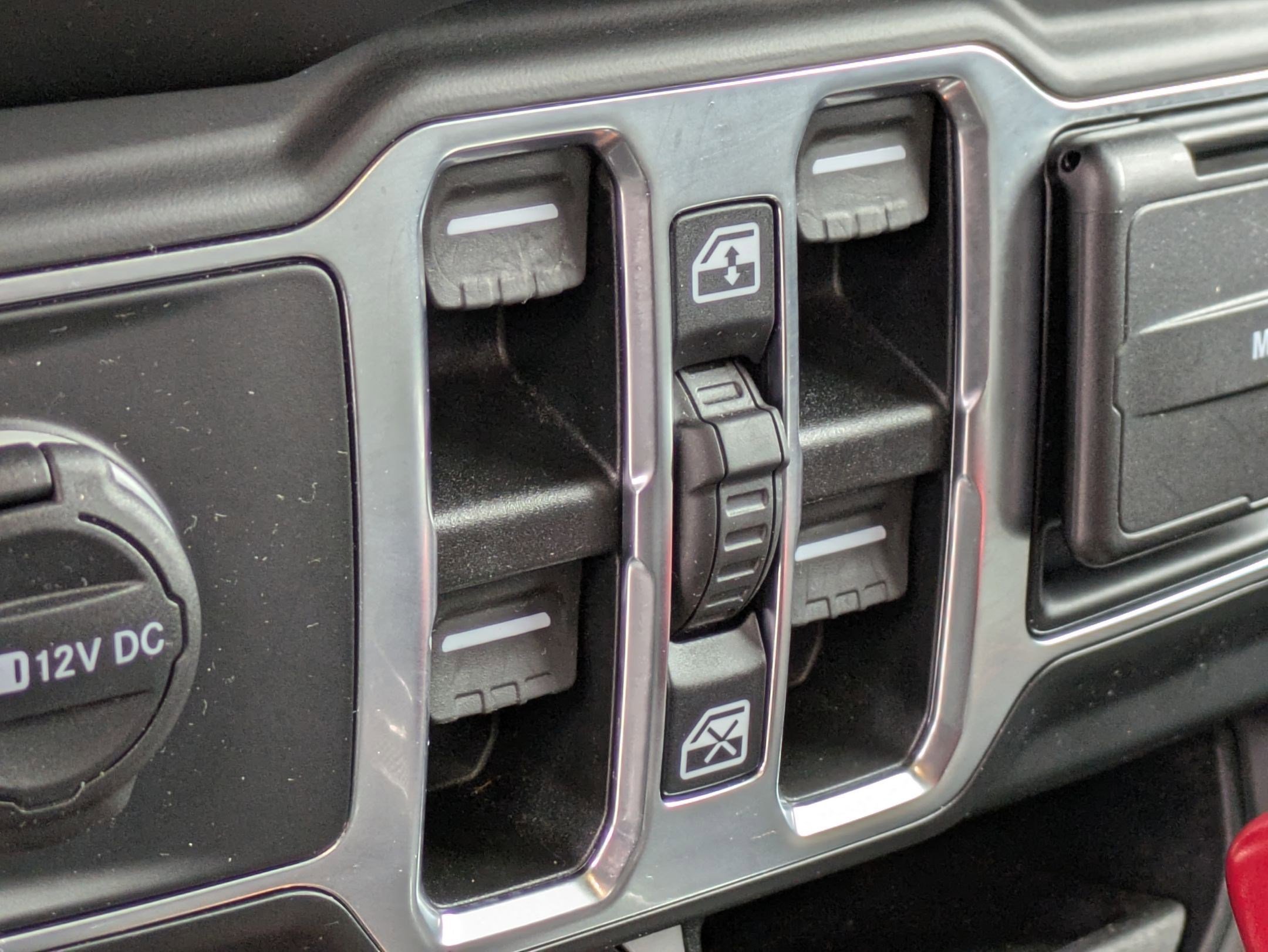 Used 2021 Jeep Gladiator Mojave w/ LED Lighting Group image 14