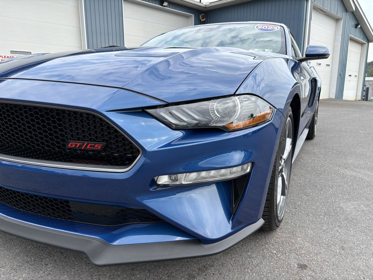 Used 2023 Ford Mustang GT Premium w/ Equipment Group 401A RWD image 9