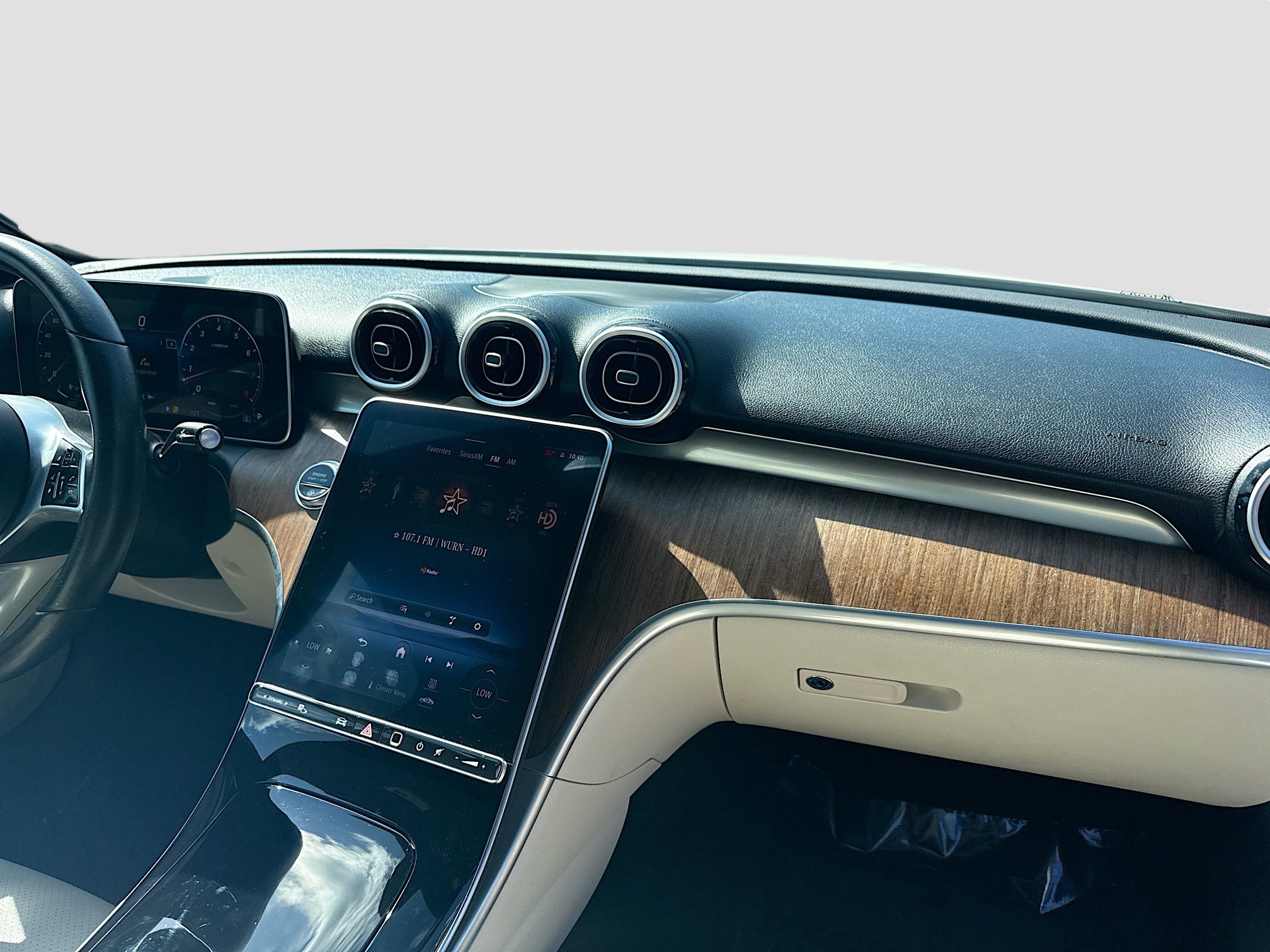 Used 2024 Mercedes-Benz C 300 Sedan image 32