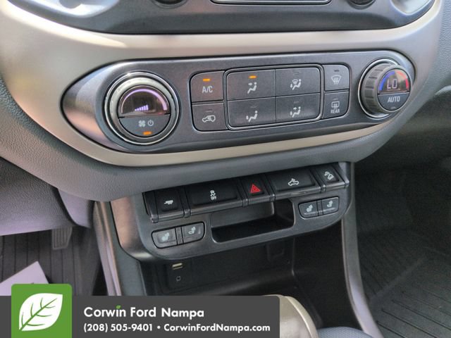 Used 2018 Chevrolet Colorado Z71 AWD/4WD image 17