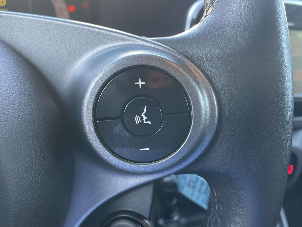 Used 2016 smart fortwo Prime RWD image 23