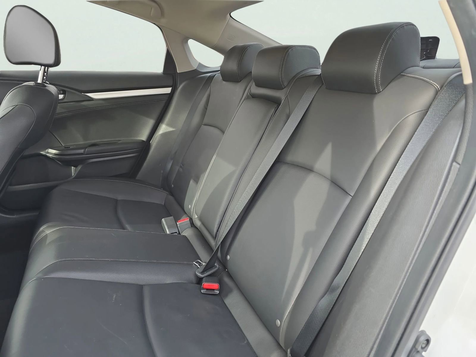 Used 2018 Honda Civic EX-L image 12