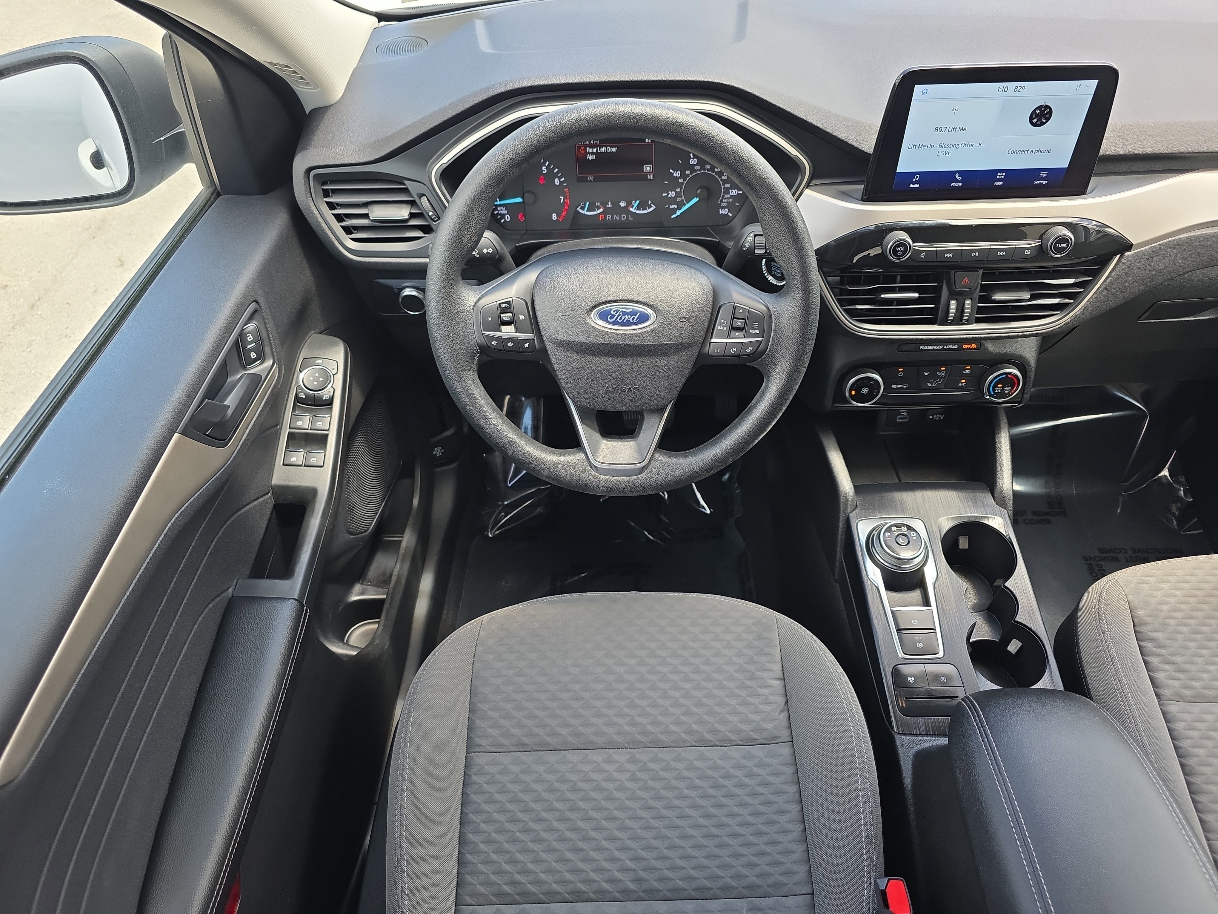 Used 2022 Ford Escape SE image 18