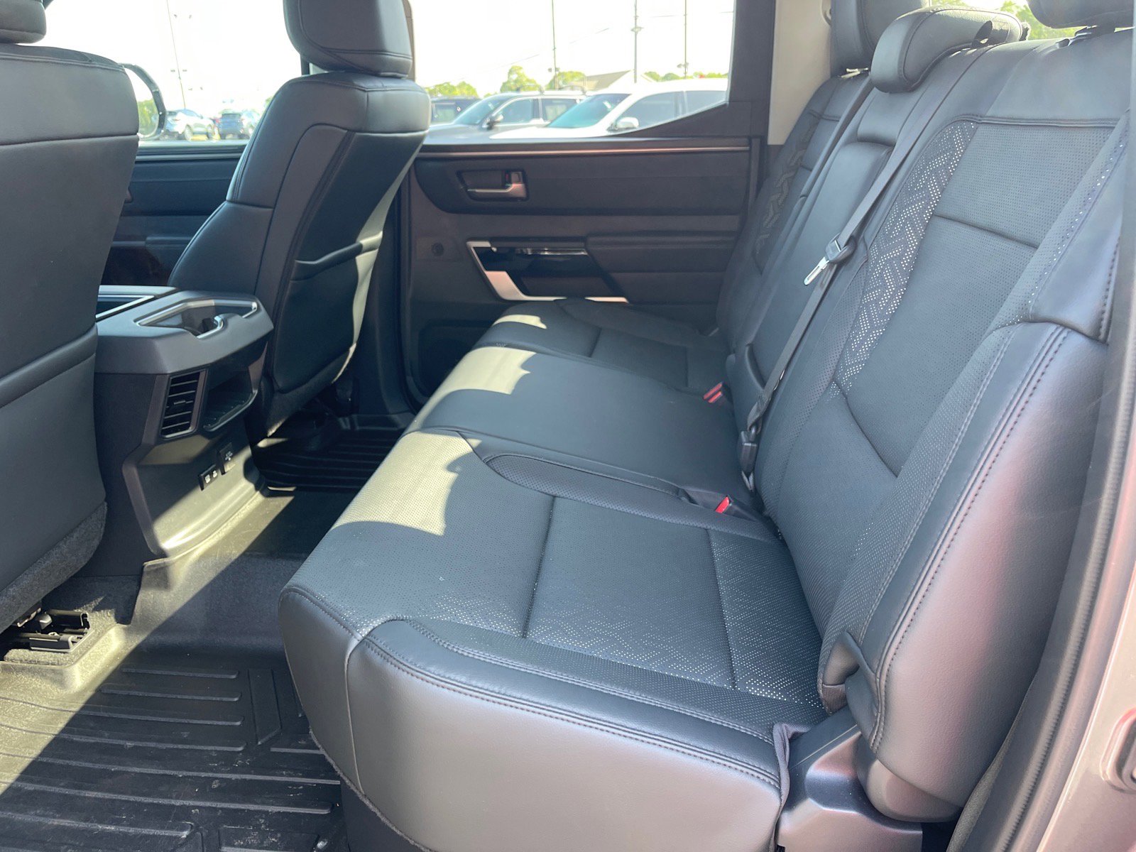 Used 2023 Toyota Tundra Limited image 12