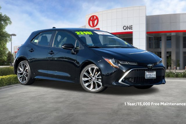 Certified 2021 Toyota Corolla XSE FWD image 2