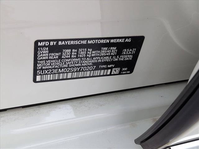 Used 2025 BMW X7 xDrive40i w/ Premium Package AWD/4WD image 27