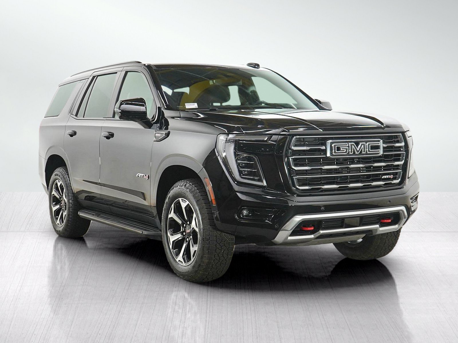 Used 2025 GMC Yukon AT4 AWD/4WD image 8