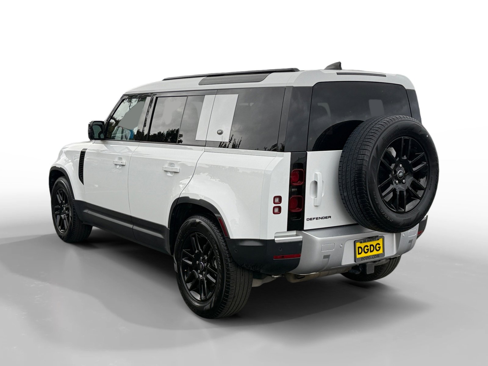Used 2024 Land Rover Defender 110 S image 3