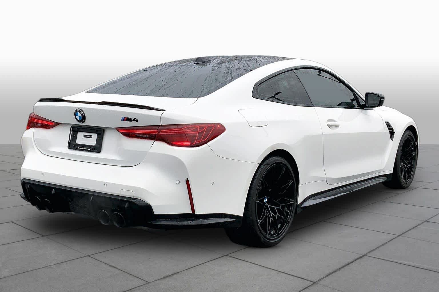 Used 2025 BMW M4 Coupe w/ Executive Package RWD image 13