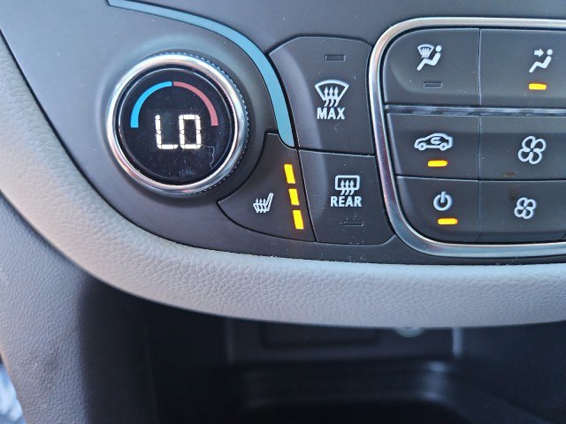 Used 2023 Chevrolet Equinox LT w/ Driver Convenience Package image 20