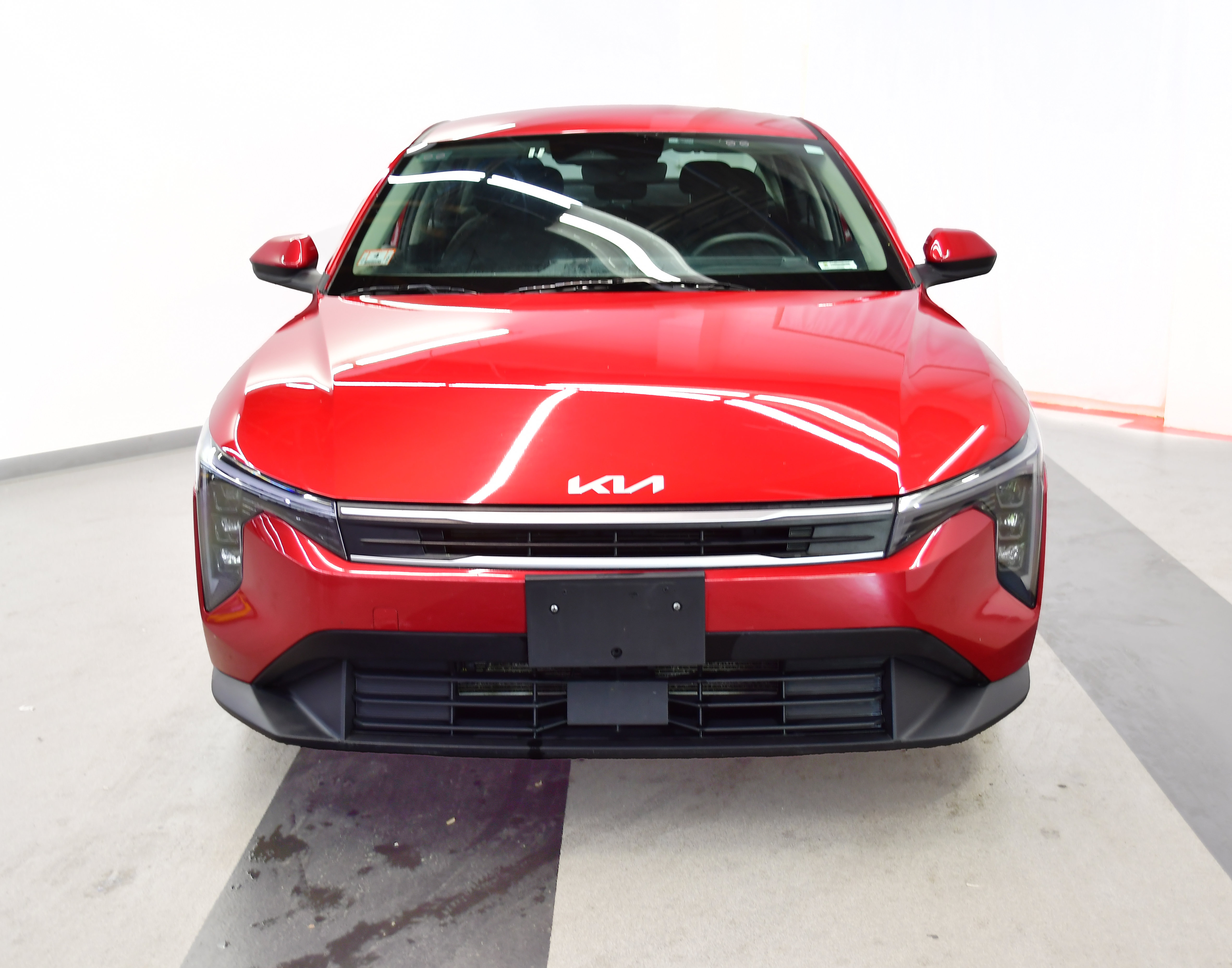 Used 2025 Kia K4 FWD image 3