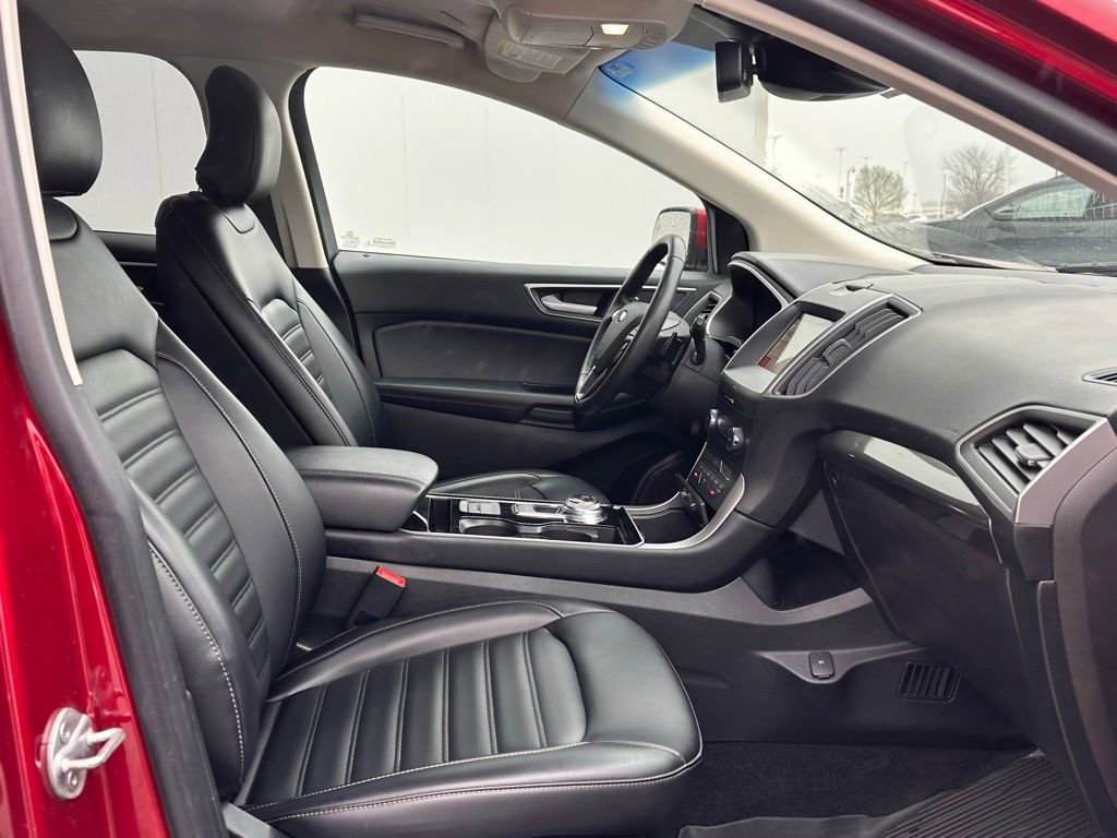 Used 2019 Ford Edge SEL w/ Equipment Group 201A image 21