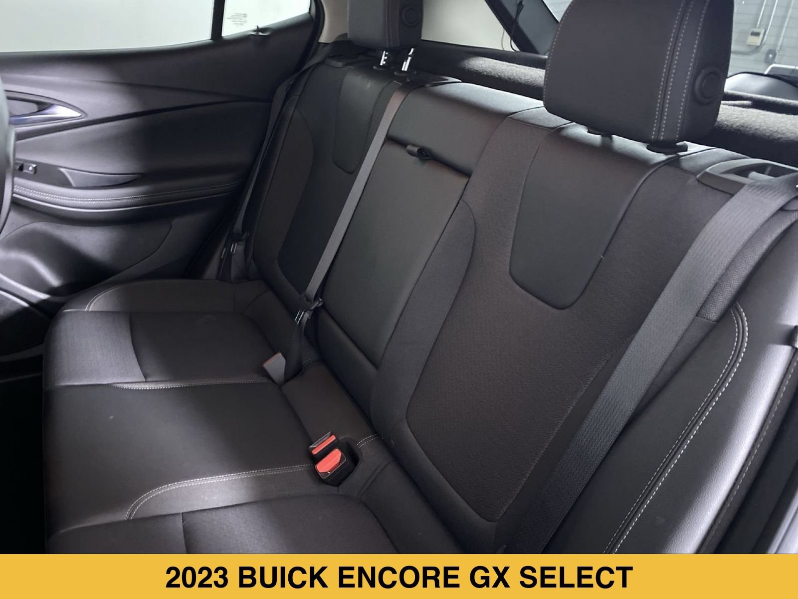 Certified 2023 Buick Encore GX Select w/ Sport Touring Package FWD image 12