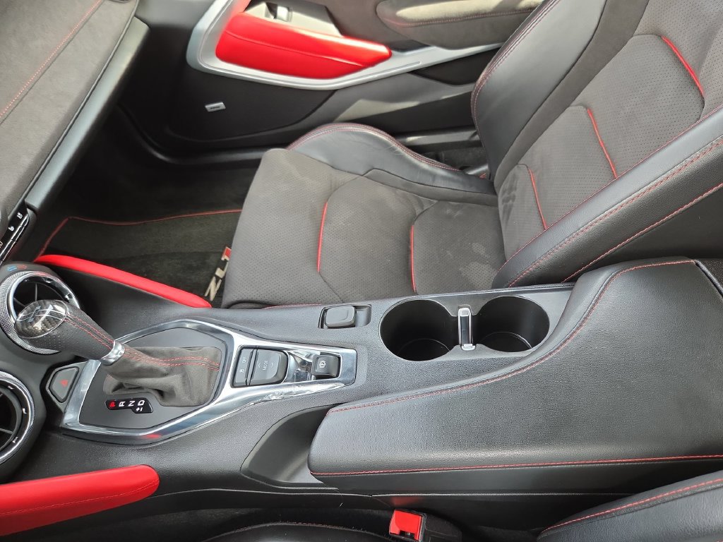 Used 2021 Chevrolet Camaro ZL1 w/ LPO, ZL1 Protection Package RWD image 22