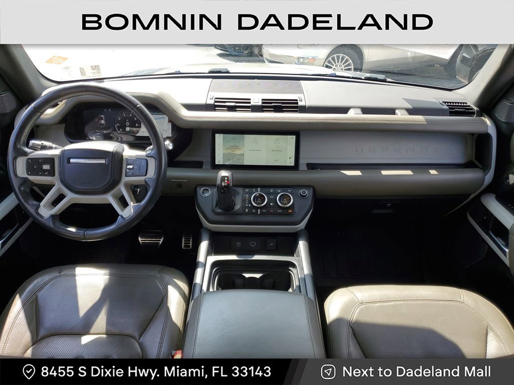 Used 2020 Land Rover Defender 110 SE image 12
