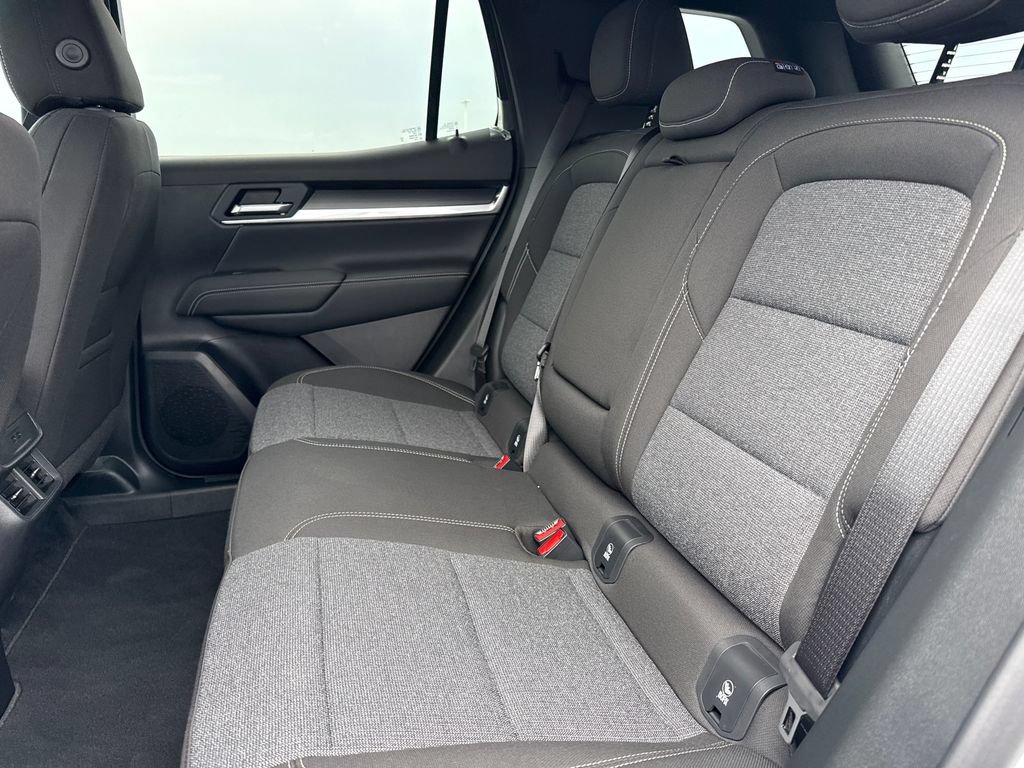 New 2027 GMC Terrain Elevation w/ Technology Package II AWD/4WD image 30