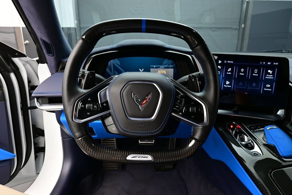 Used 2024 Chevrolet Corvette Z06 RWD image 8