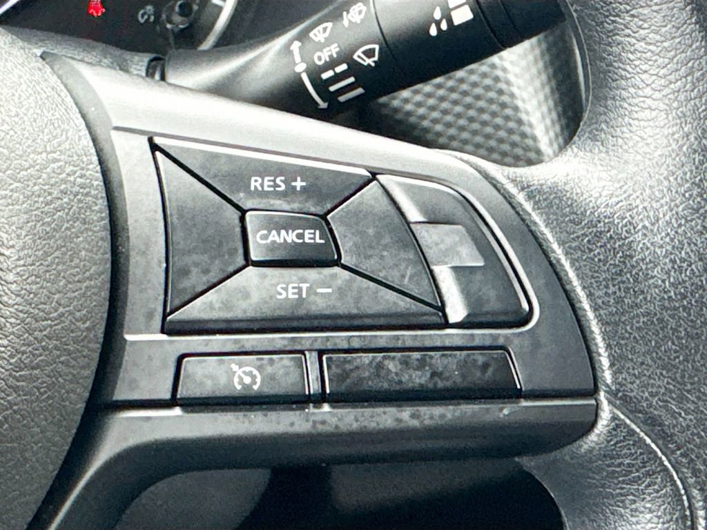 Used 2024 Nissan Kicks S image 10