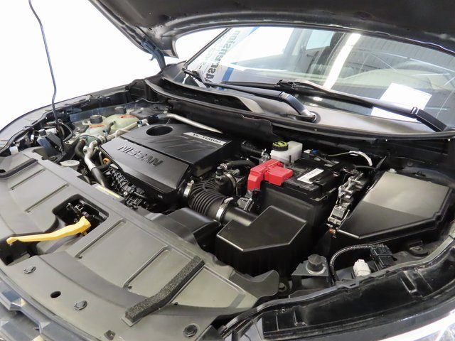 Used 2023 Nissan Rogue SV image 37