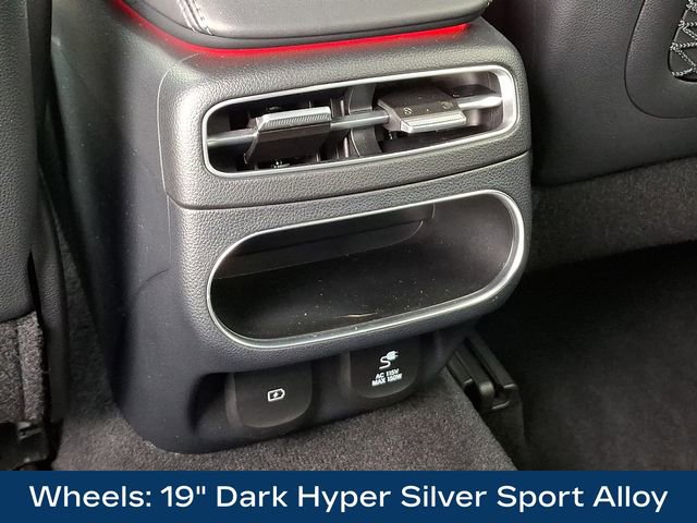 Used 2024 Genesis GV70 3.5T Sport image 15