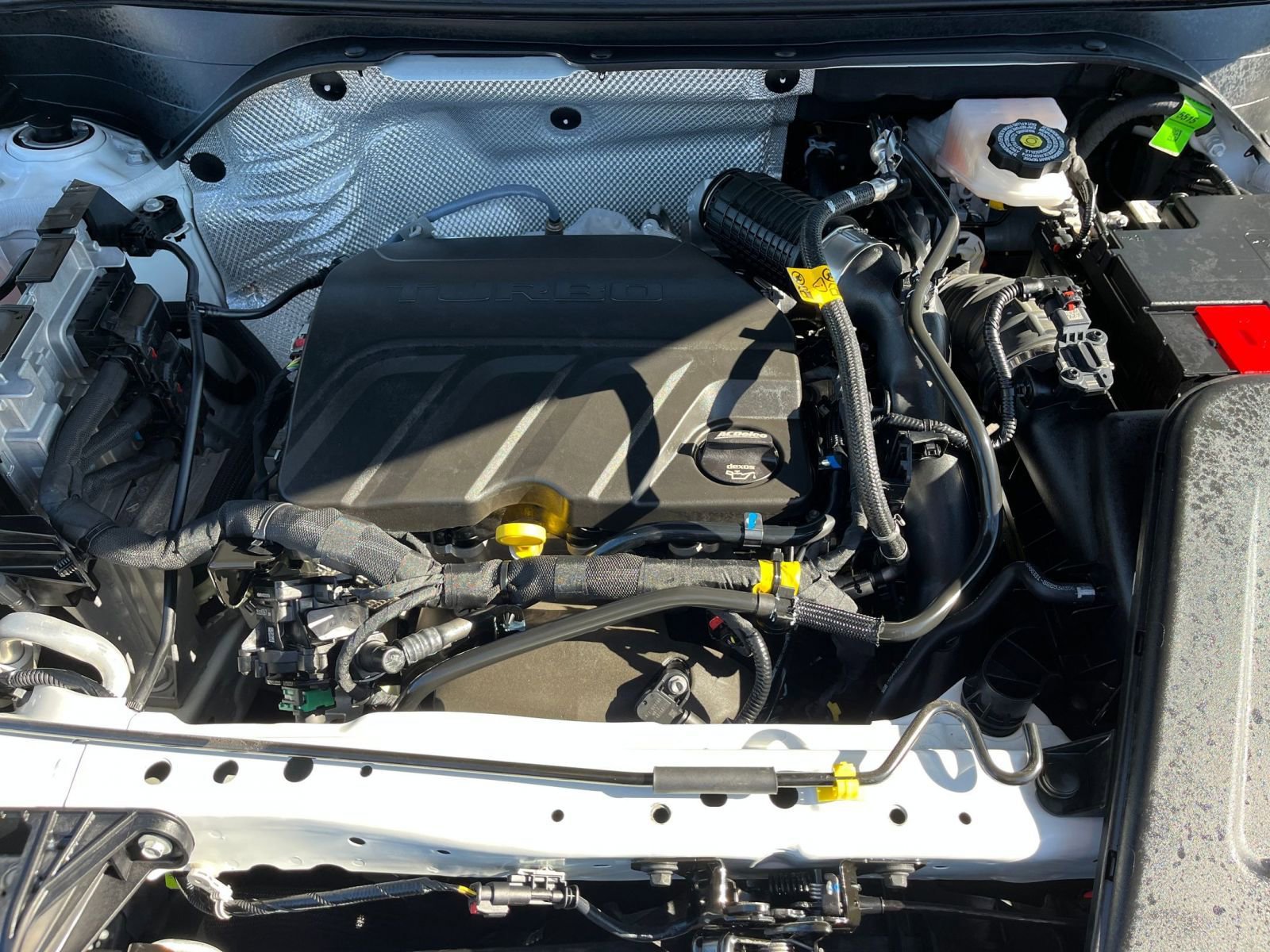 Used 2025 Buick Envista Sport Touring image 32