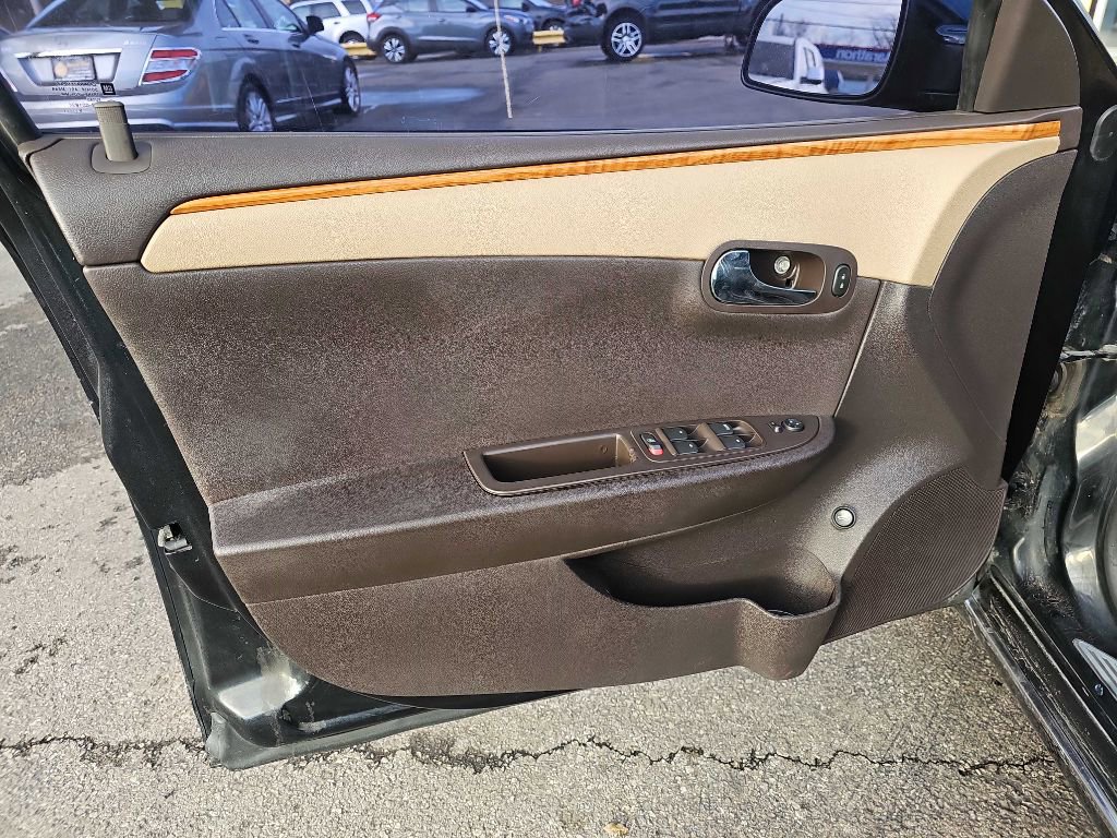 Used 2012 Chevrolet Malibu LT image 31