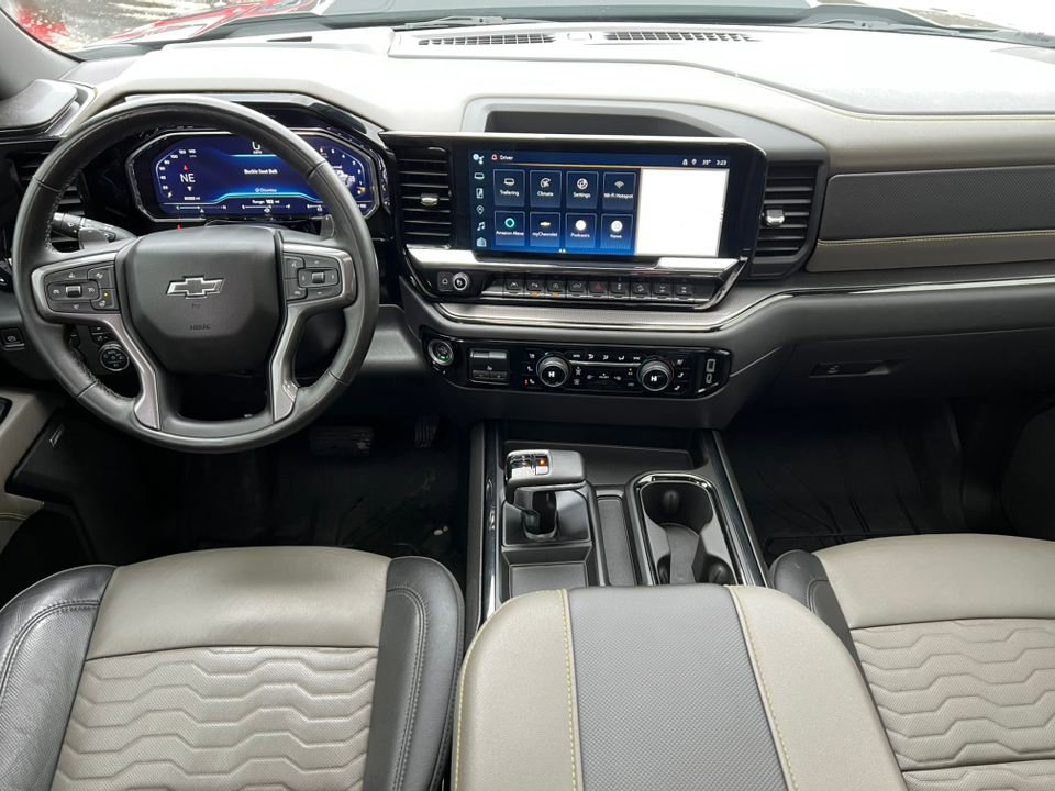 Used 2024 Chevrolet Silverado 1500 ZR2 image 3