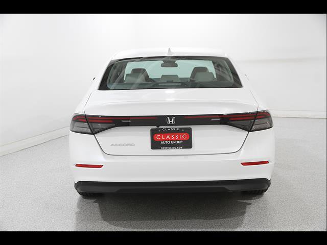 Used 2024 Honda Accord EX image 18