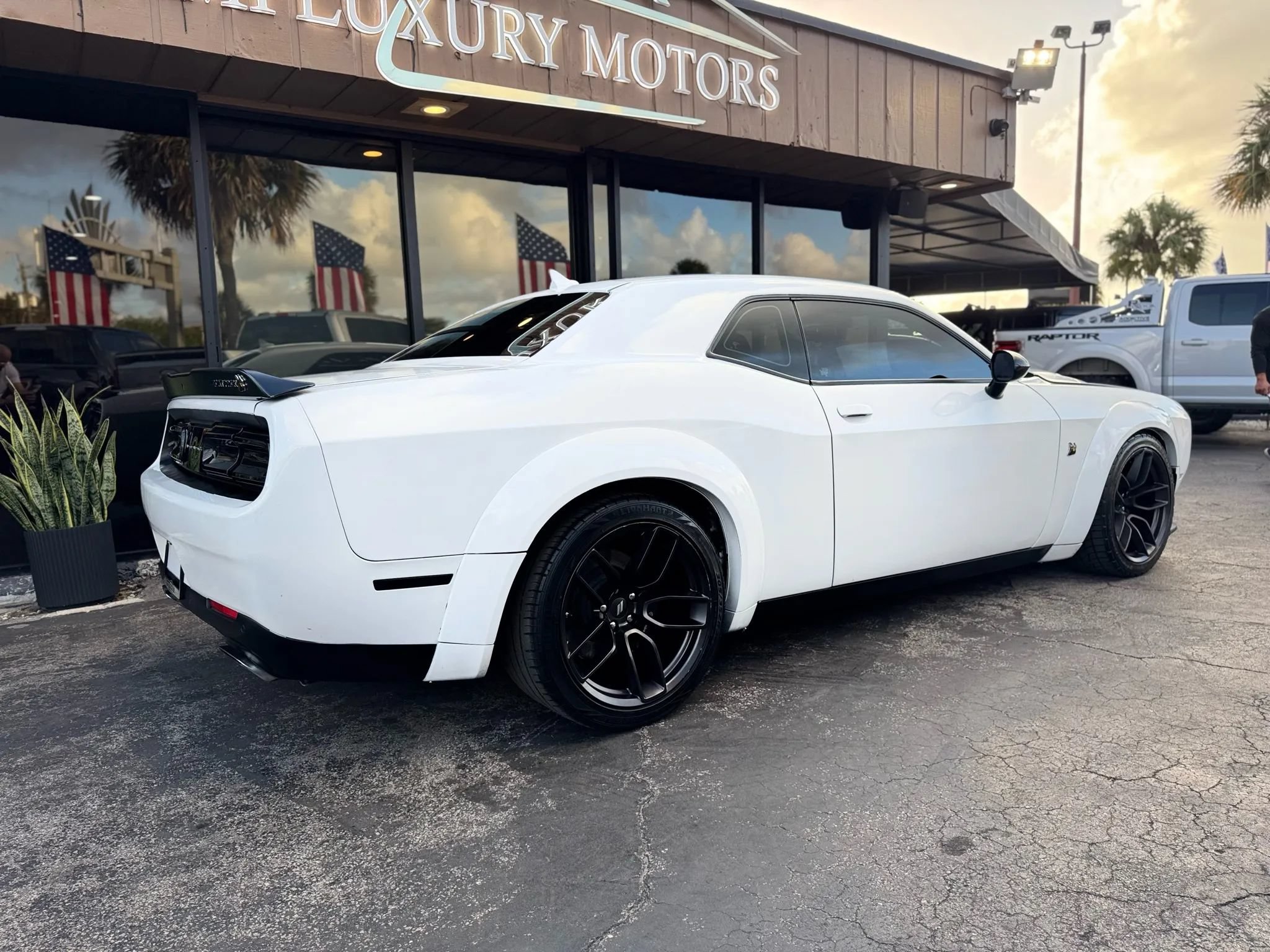 Used 2020 Dodge Challenger R/T Scat Pack RWD image 13