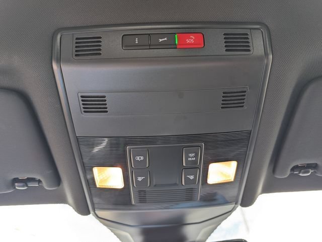Used 2024 Volkswagen Jetta Sport FWD image 22