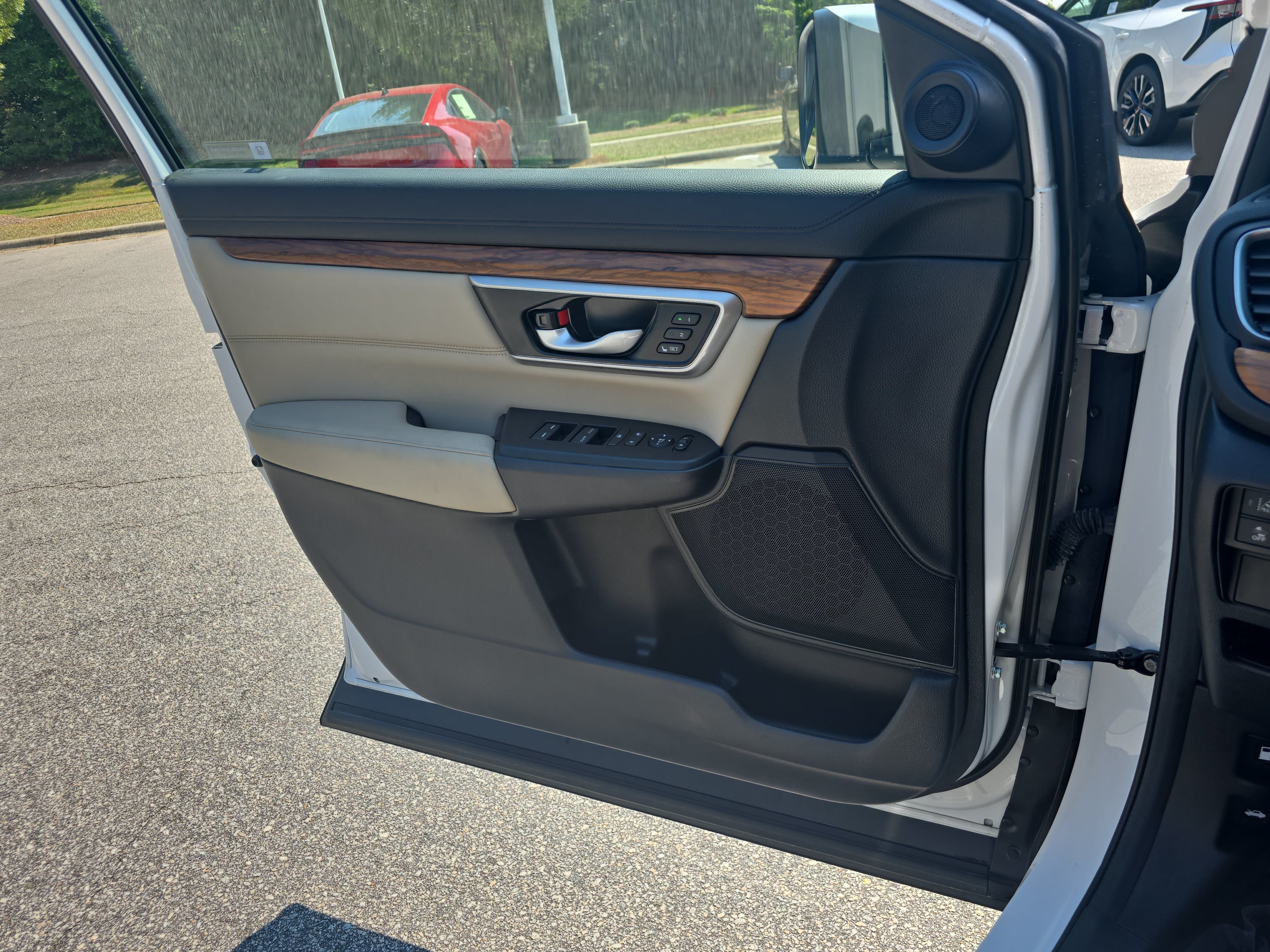 Used 2021 Honda CR-V EX-L image 25