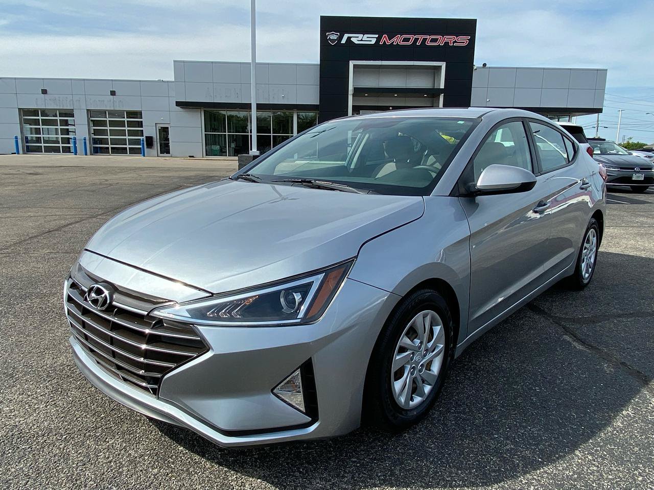 Used 2020 Hyundai Elantra SE FWD image 6