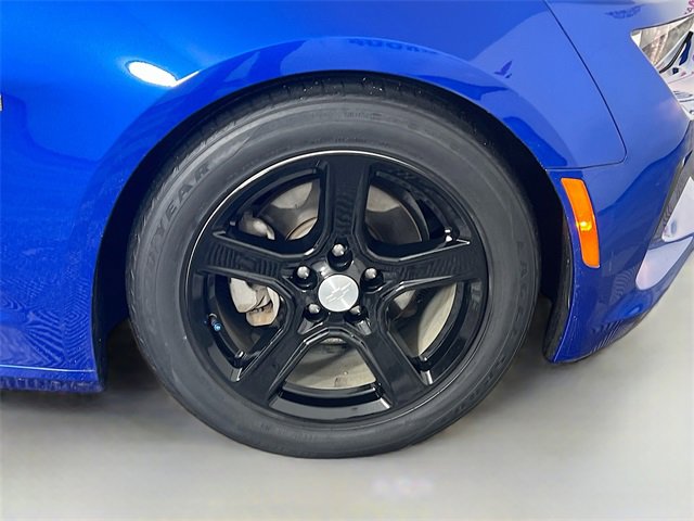 Used 2018 Chevrolet Camaro LT image 34