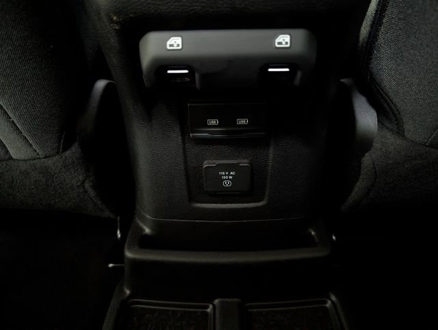 Used 2025 Jeep Wrangler Unlimited Sahara w/ Safety Group AWD/4WD image 11