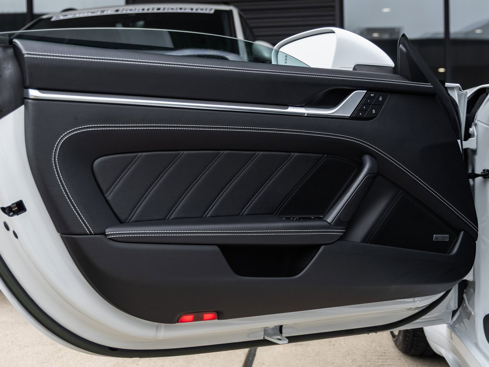 Certified 2022 Porsche 911 Turbo S image 28