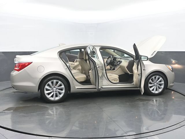 Used 2016 Buick LaCrosse Leather FWD image 55