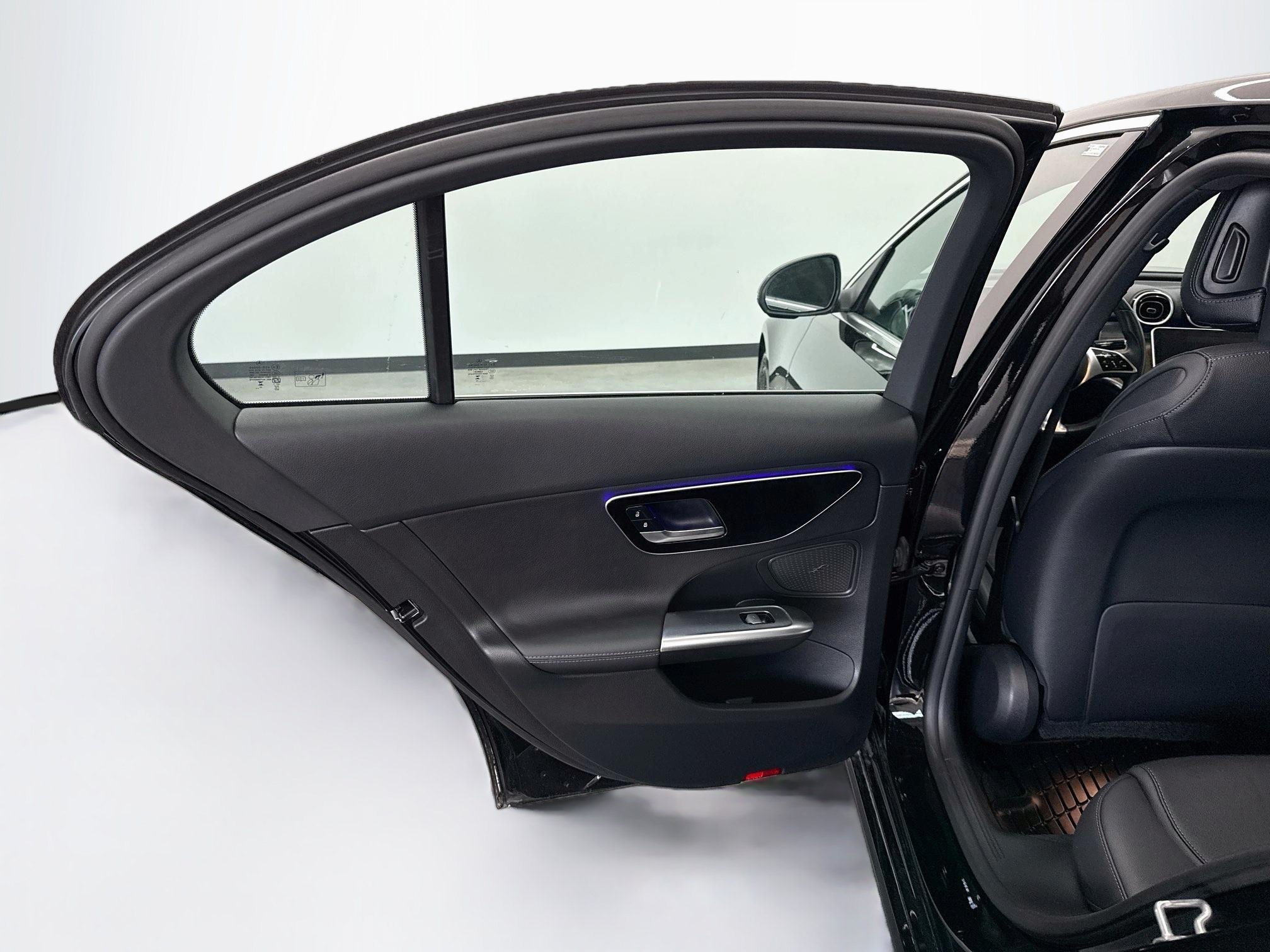 Used 2024 Mercedes-Benz C 300 Sedan image 26