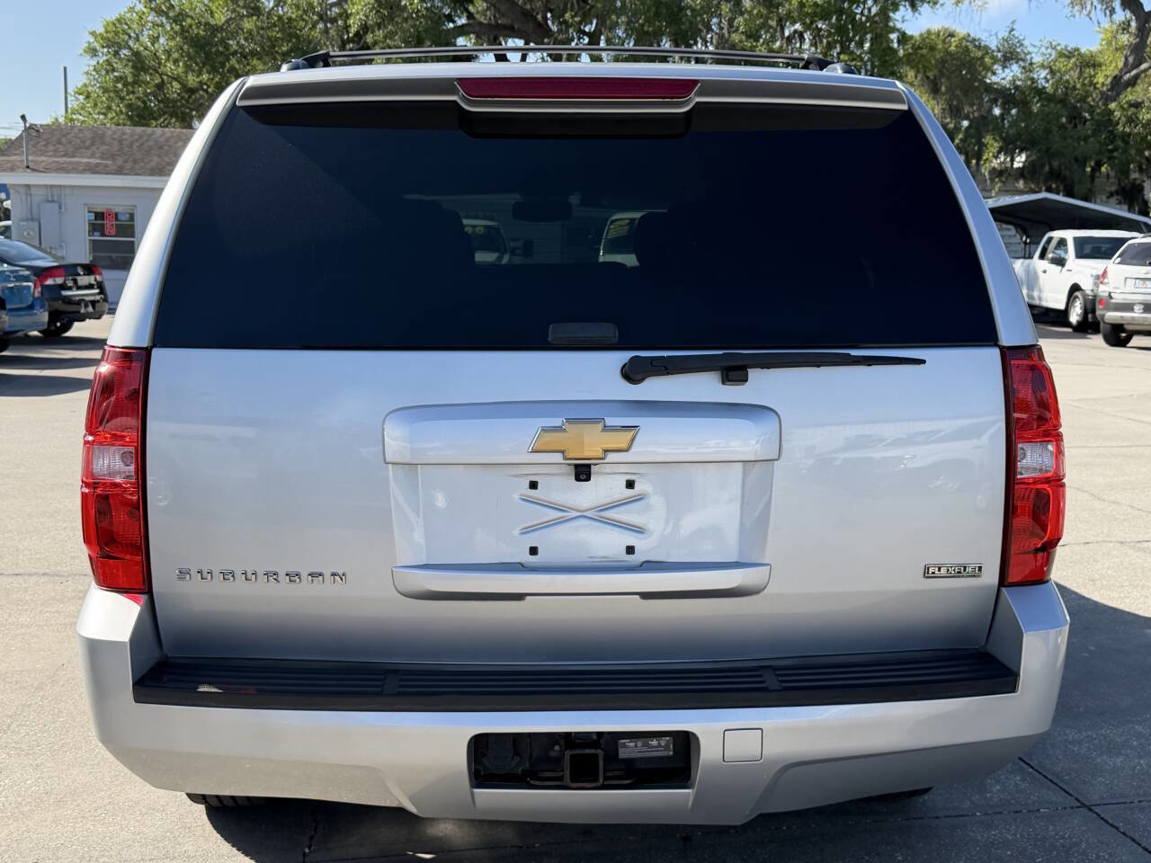 Used 2012 Chevrolet Suburban LS image 7