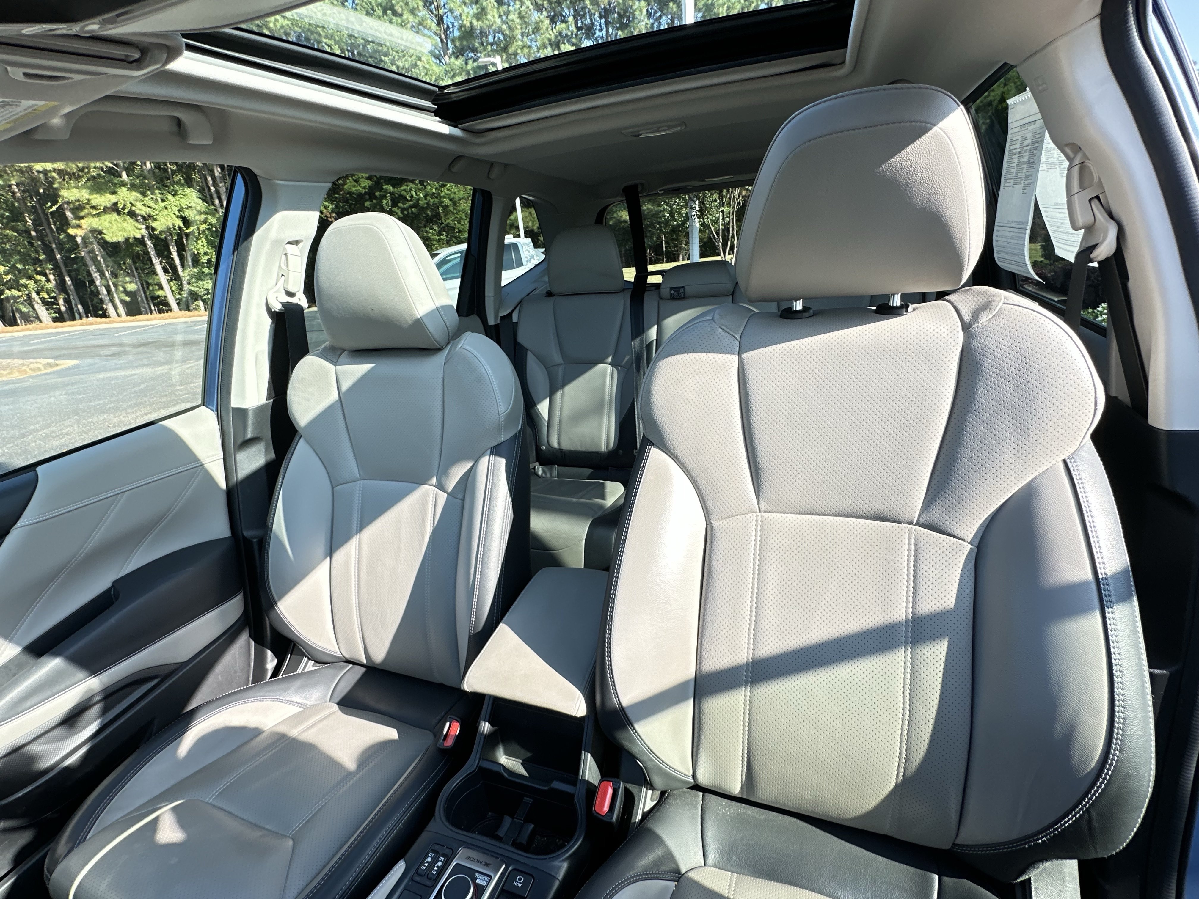 Used 2022 Subaru Forester Limited AWD/4WD image 8