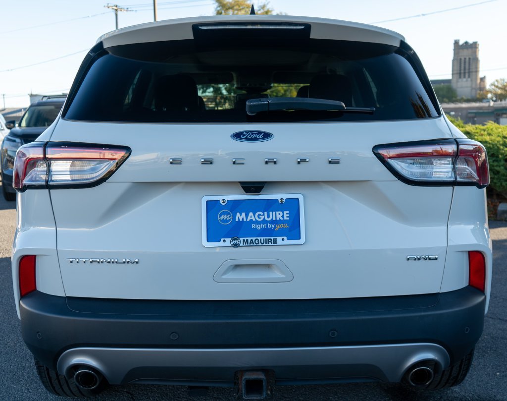 Used 2022 Ford Escape Titanium w/ Titanium Elite Package AWD/4WD image 7