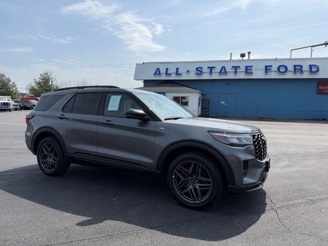 Certified 2025 Ford Explorer ST-Line w/ ST-Line Street Pack AWD/4WD image 1